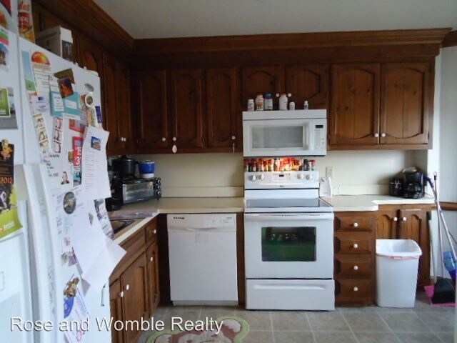 Building Photo - 2 br, 2.5 bath House - 1737 Volvo Pkwy.