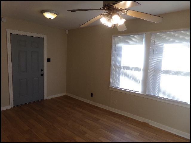 Foto del edificio - 1320 Adams St