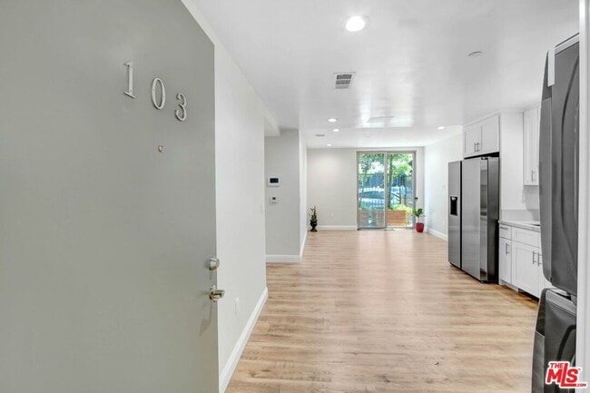Building Photo - 11753 Iowa Ave