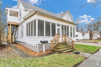 Building Photo - 207 W William St