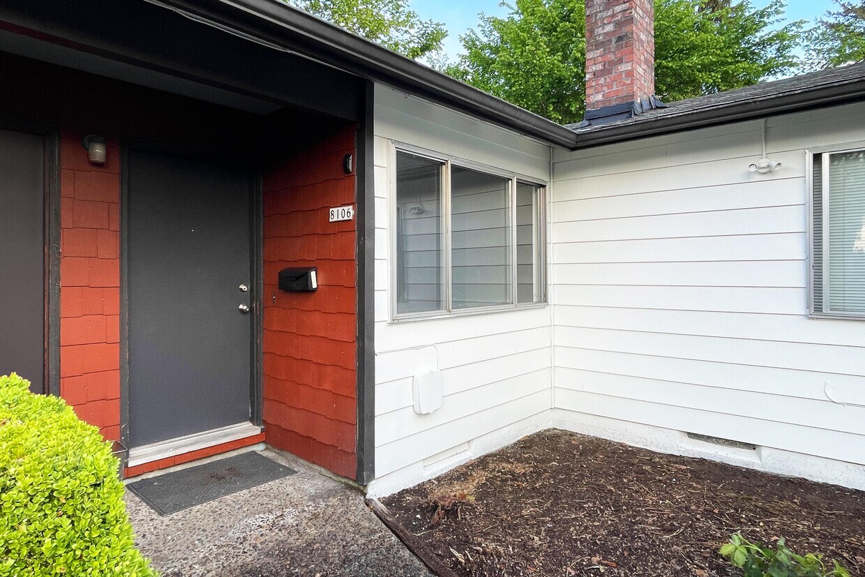 Foto principal - 8106 SE Francis St