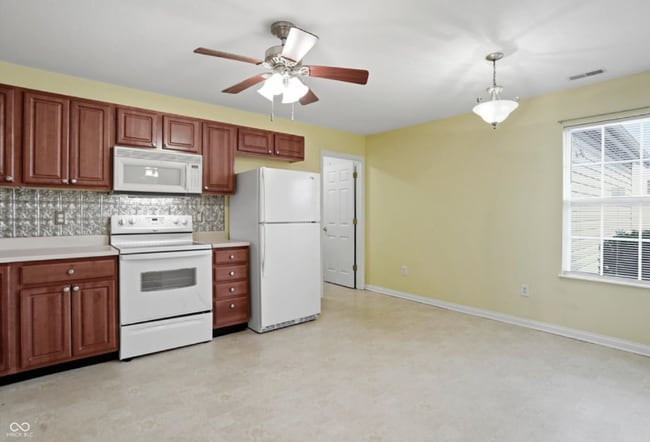 Building Photo - 5918 Remrod Dr