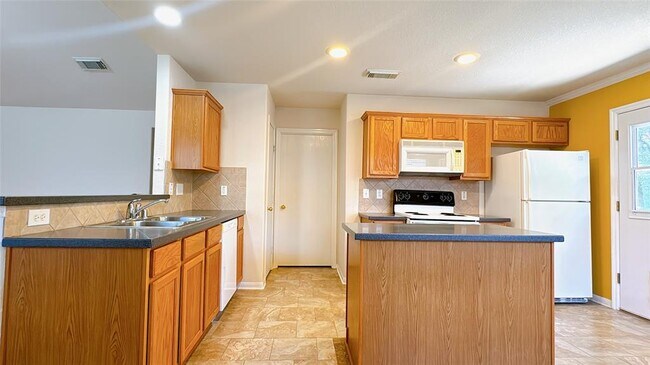 Building Photo - 9311 Arrowhead Trace Ln