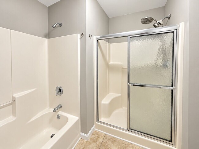 Foto del edificio - 1342 Pinnacle Ln