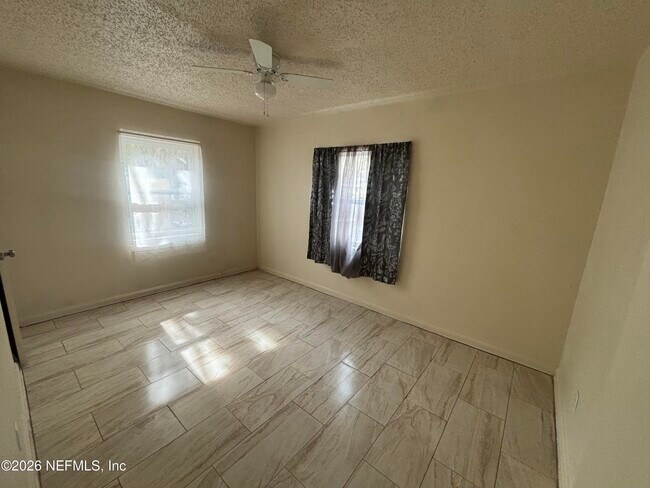 Foto del edificio - 2545 Lamee Ln