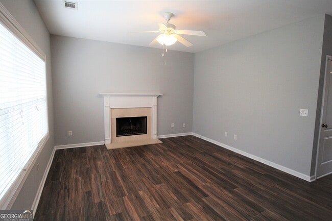 Building Photo - 6763 Grand Hickory Dr