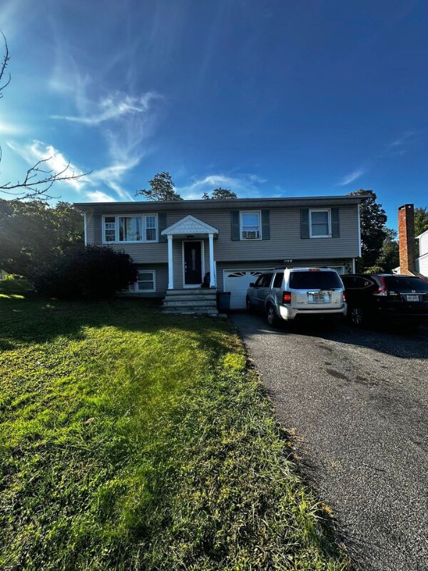 Primary Photo - 1 Pearsall Dr