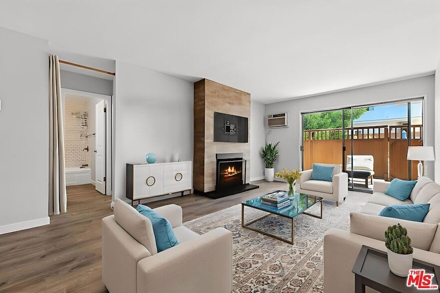 Foto principal - 3640 Cardiff Ave