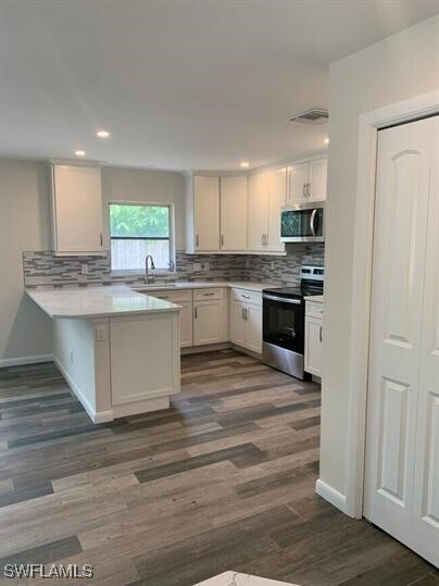 Foto del edificio - 541 104th Ave N