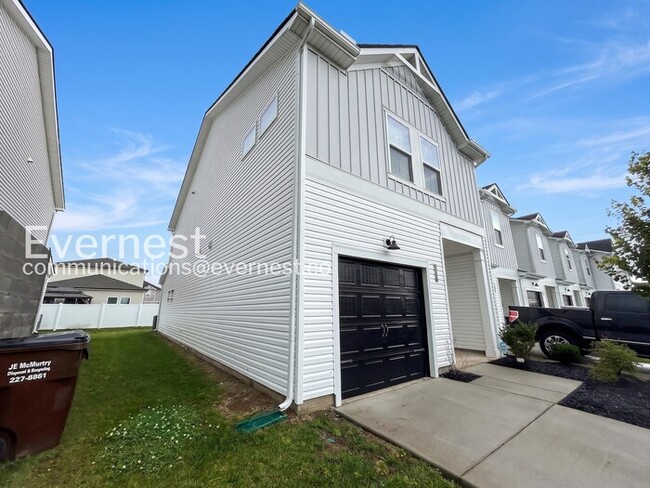 Building Photo - 4522 Skywood Ln