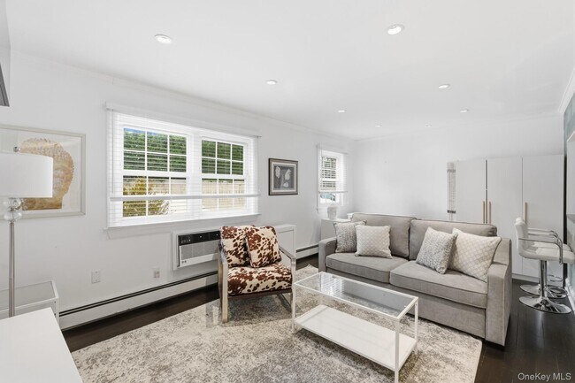 Building Photo - 26 Layton Ave