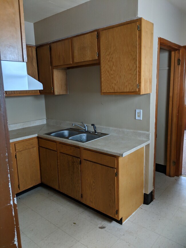 Foto del edificio - 2221 Gross Ave NE
