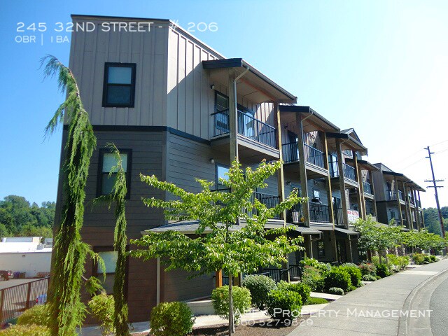 Primary Photo - Stoneway Apartments