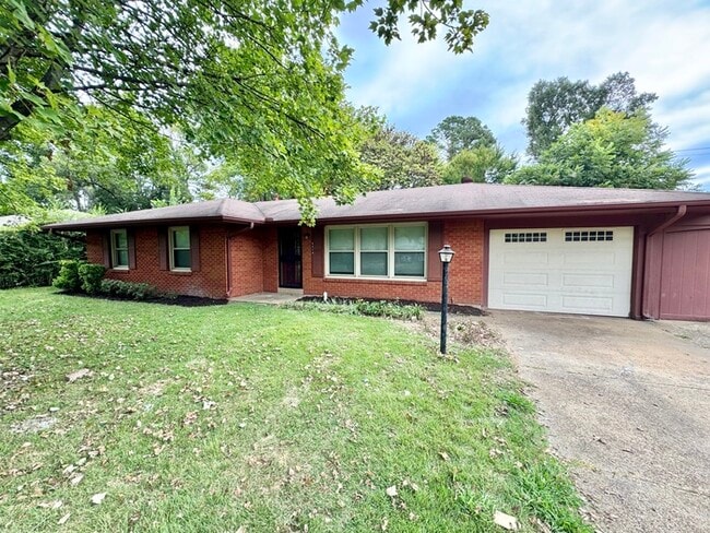Building Photo - 4914 Childs Dr