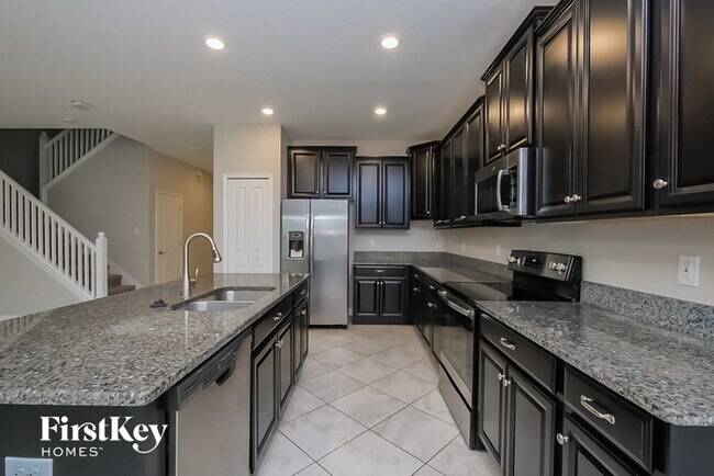 Foto del edificio - 9716 Ivory Dr
