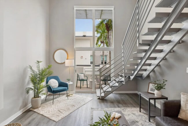 Photo - The Cloisters Miami Apartments