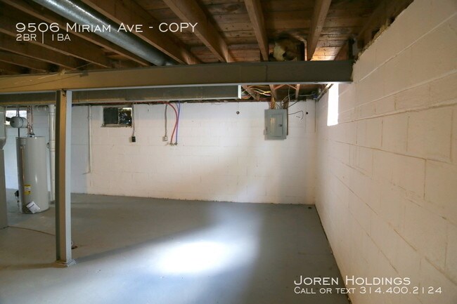 Foto del edificio - 9506 Miriam Ave