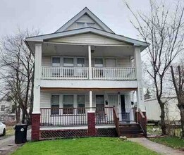 Building Photo - 3264 E 117th St