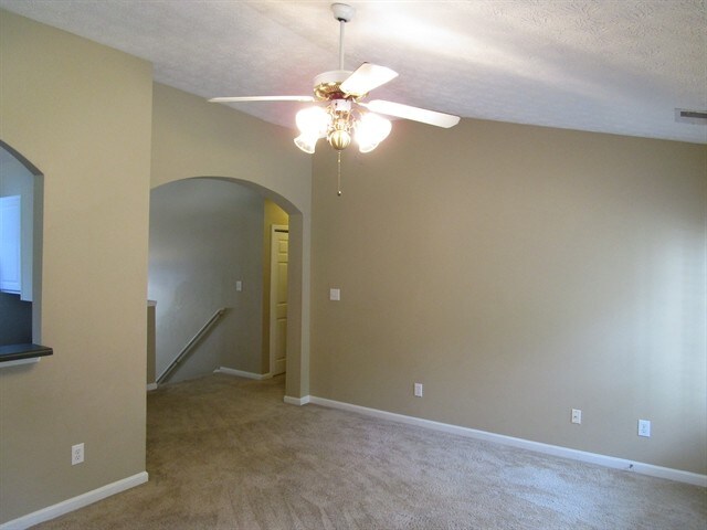 Foto del edificio - 1352 Westward Drive SW