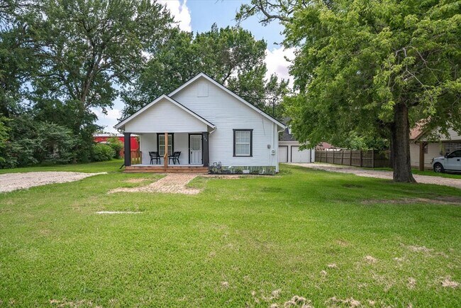 Building Photo - 509 Highland Ave