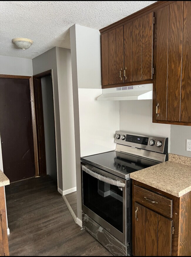 Foto del edificio - 8422 Brunswick Ct N