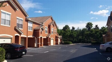 Building Photo - 19921 Villa Ridge Dr