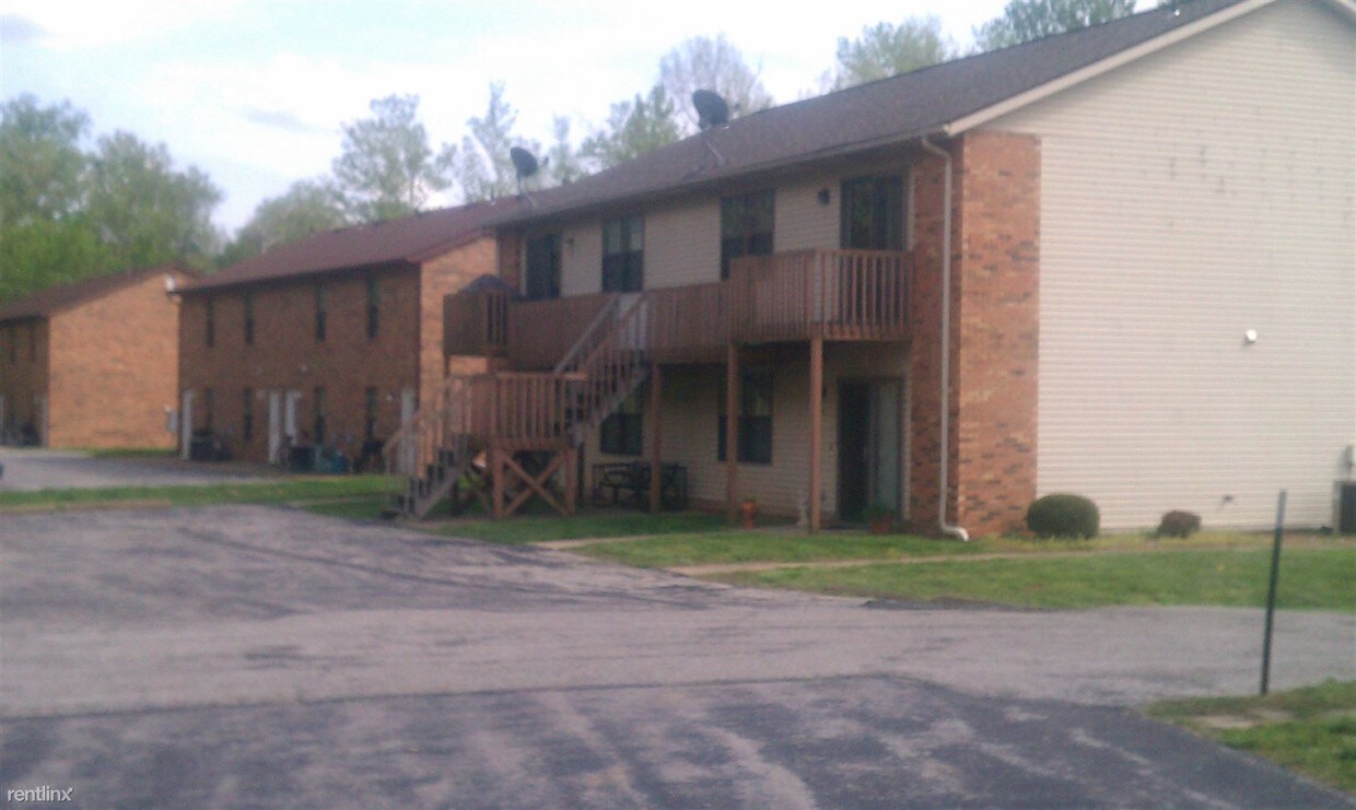 Building Photo - 614 Johnson Hill Rd