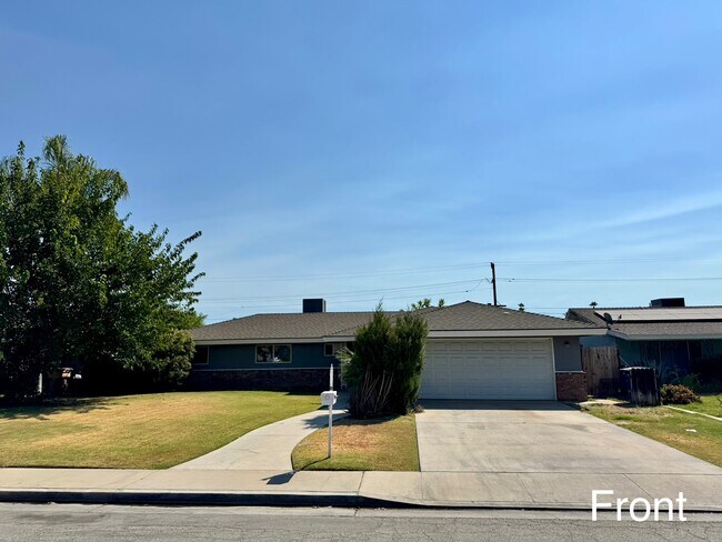 Foto del edificio - 1900 Westbrook Dr