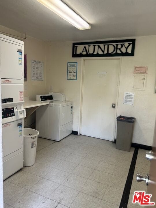 Building Photo - 10540 Balboa Blvd