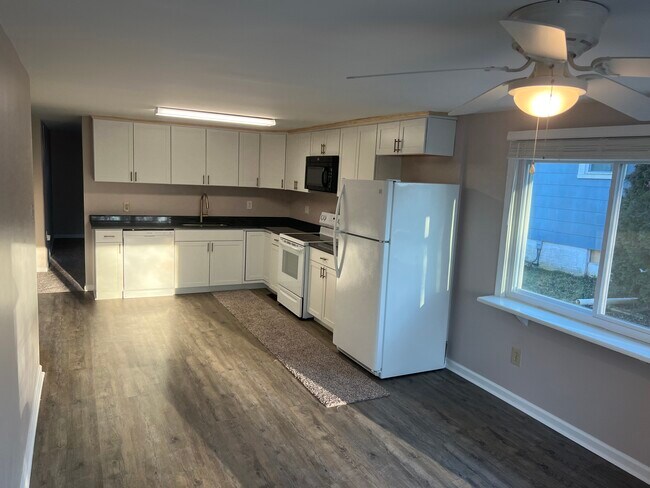 Kitchen Exton PA House rental - 210 Namar Ave