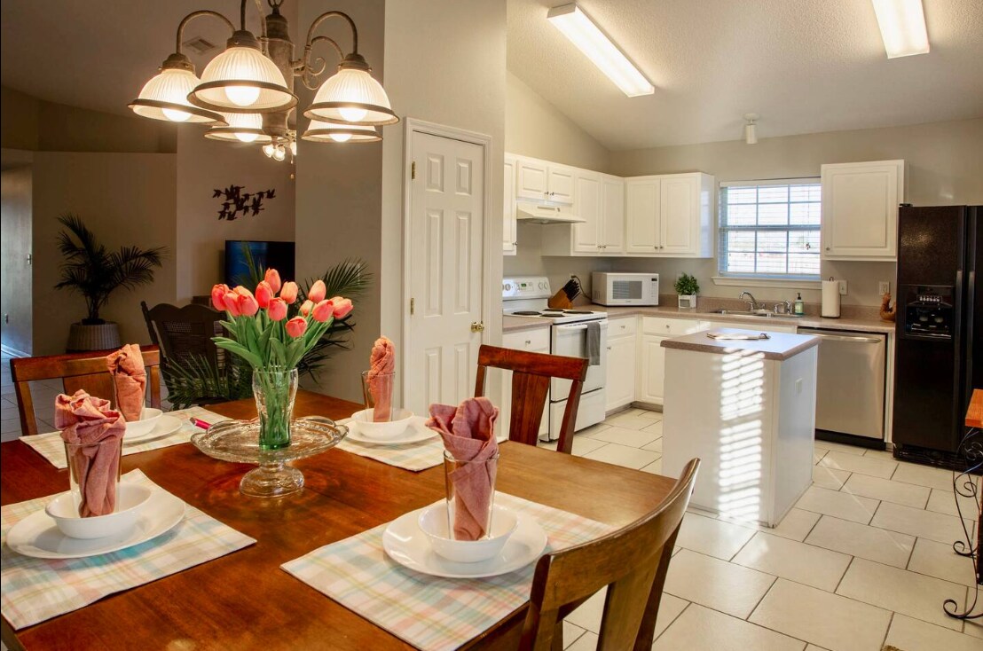 Foto principal - 1219 Sterling Point Pl