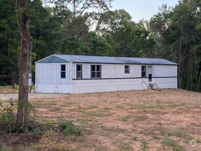 Building Photo - 319 Connie Walters Rd