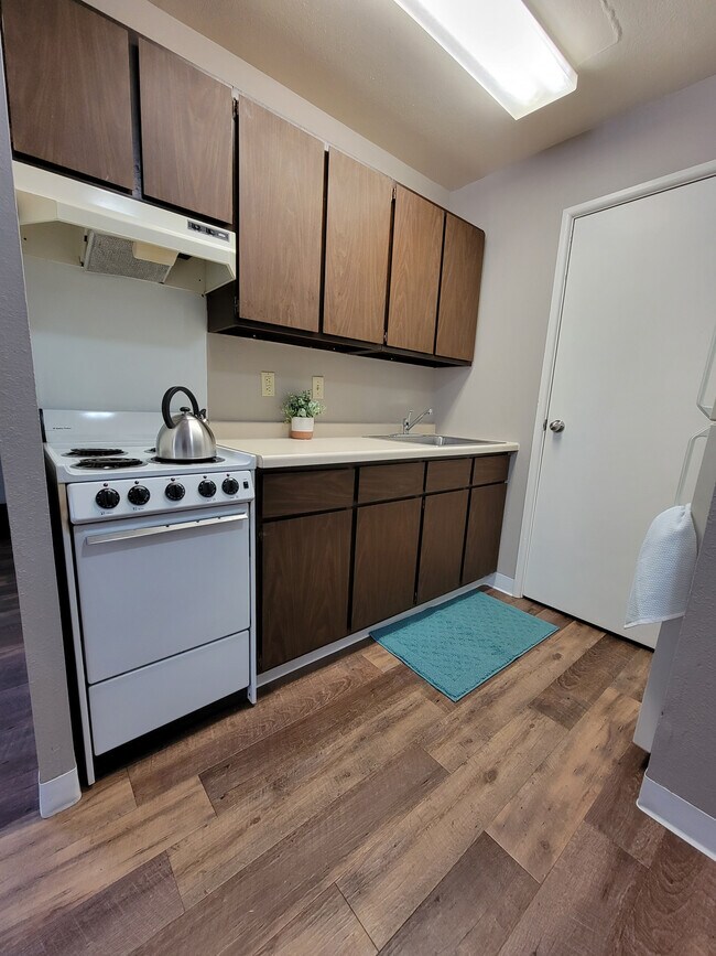 Foto del edificio - 1606 8th St N