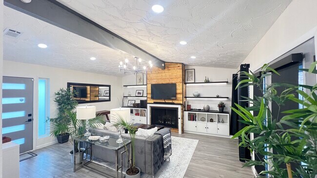 Sala de estar - 2604 Nelwin Pl