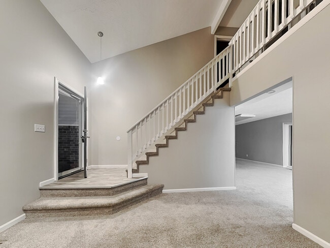 Building Photo - 6882 Grampian Way