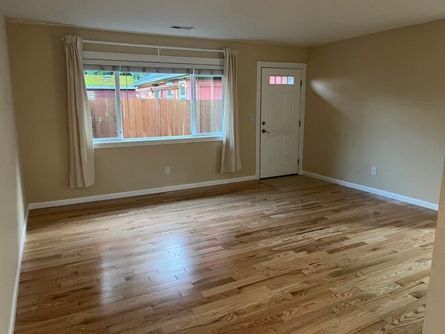 Foto del edificio - 3618 SE 67th Ave