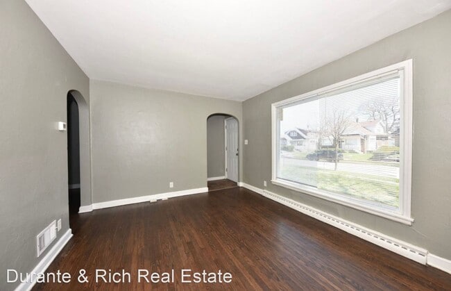 Building Photo - 4 br, 1 bath House - 4919 N. 26th