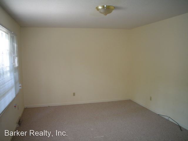 Building Photo - 3 br, 2 bath House - 5220 Kaplan Drive