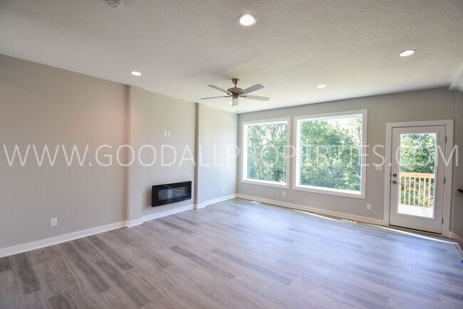 Building Photo - WINTER RENT SPECIAL 4 Bdrm 3.5 Bath Townhome with a Finished Walkout Basement