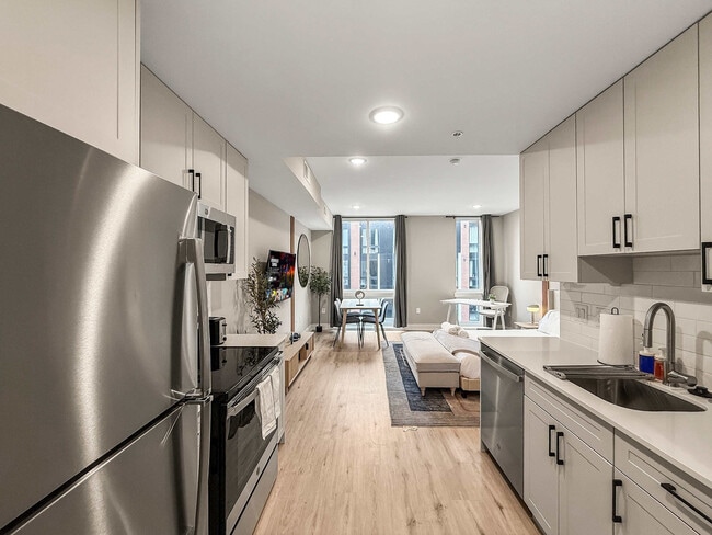 Building Photo - 626 N Delaware Ave