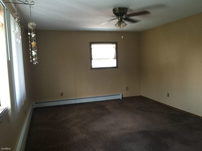 Building Photo - 2 br, 1 bath House - 50 Mason Street
