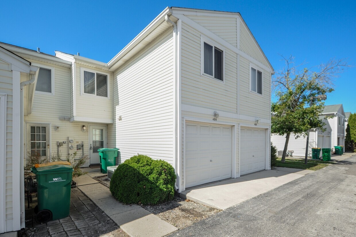 Foto principal - 490 Meadow Green Ln