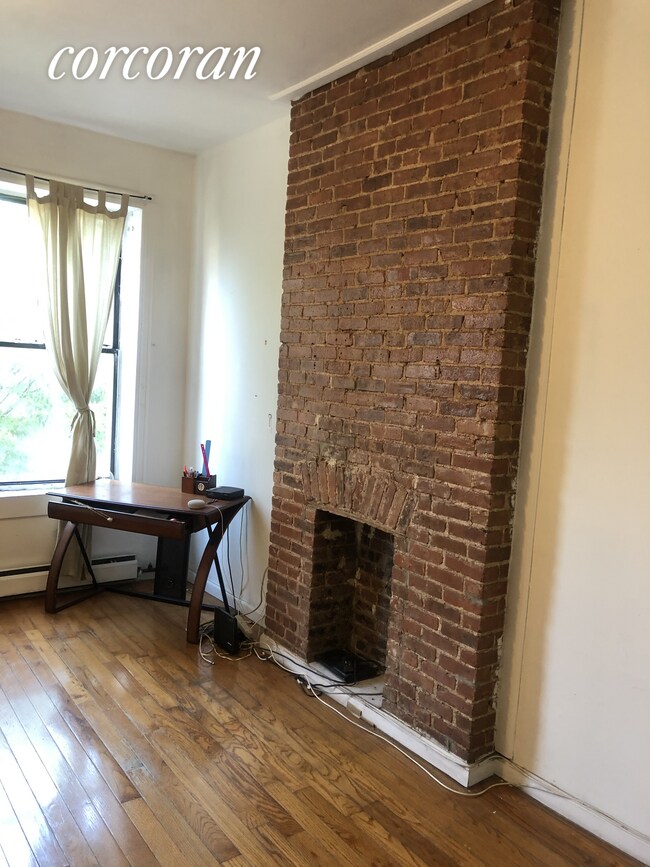 Building Photo - 303 Throop Ave
