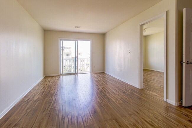 Foto del edificio - 6404 Ocean Ave S