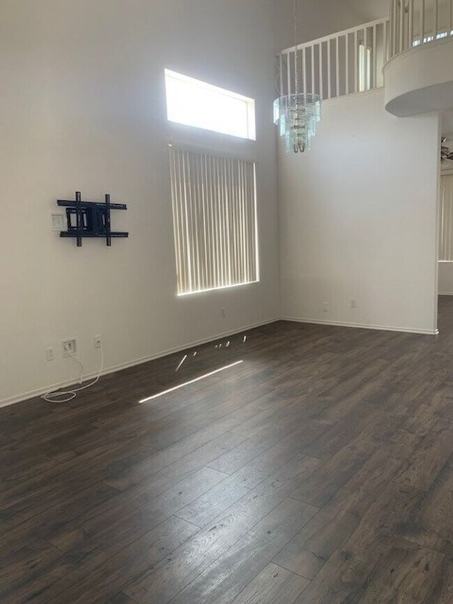 Foto del edificio - 4077 Ivey Vista Way