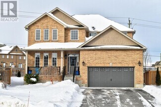 Building Photo - 35 Lockerbie Cres