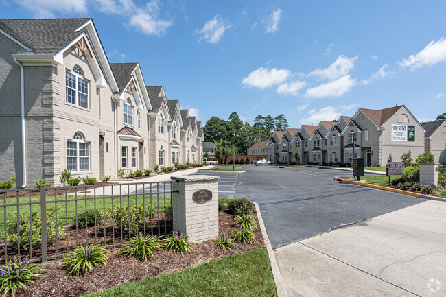 Building Photo - Live Oaks Village