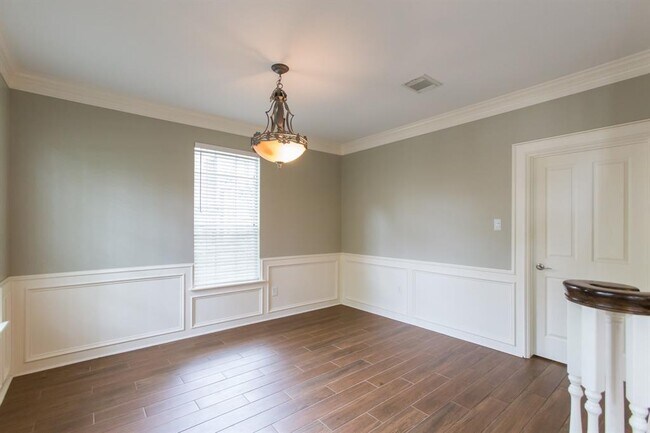 Building Photo - 78 Meadowridge Pl