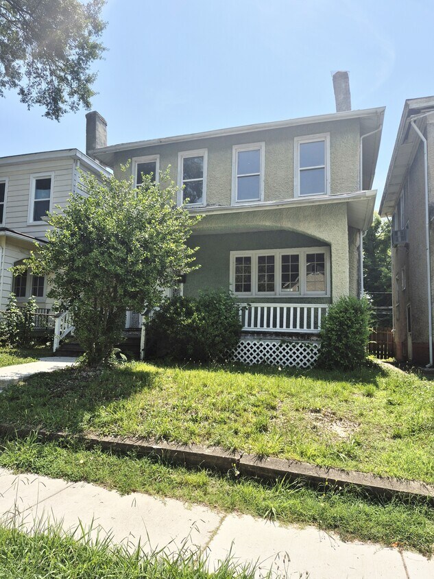 Foto principal - 2109 4th Ave