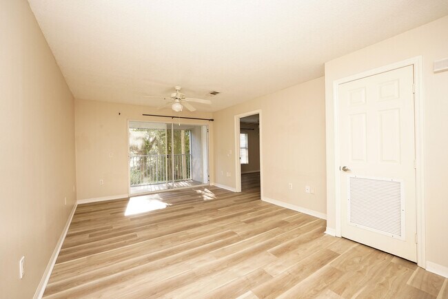 Building Photo - 4274 Calinda Ln